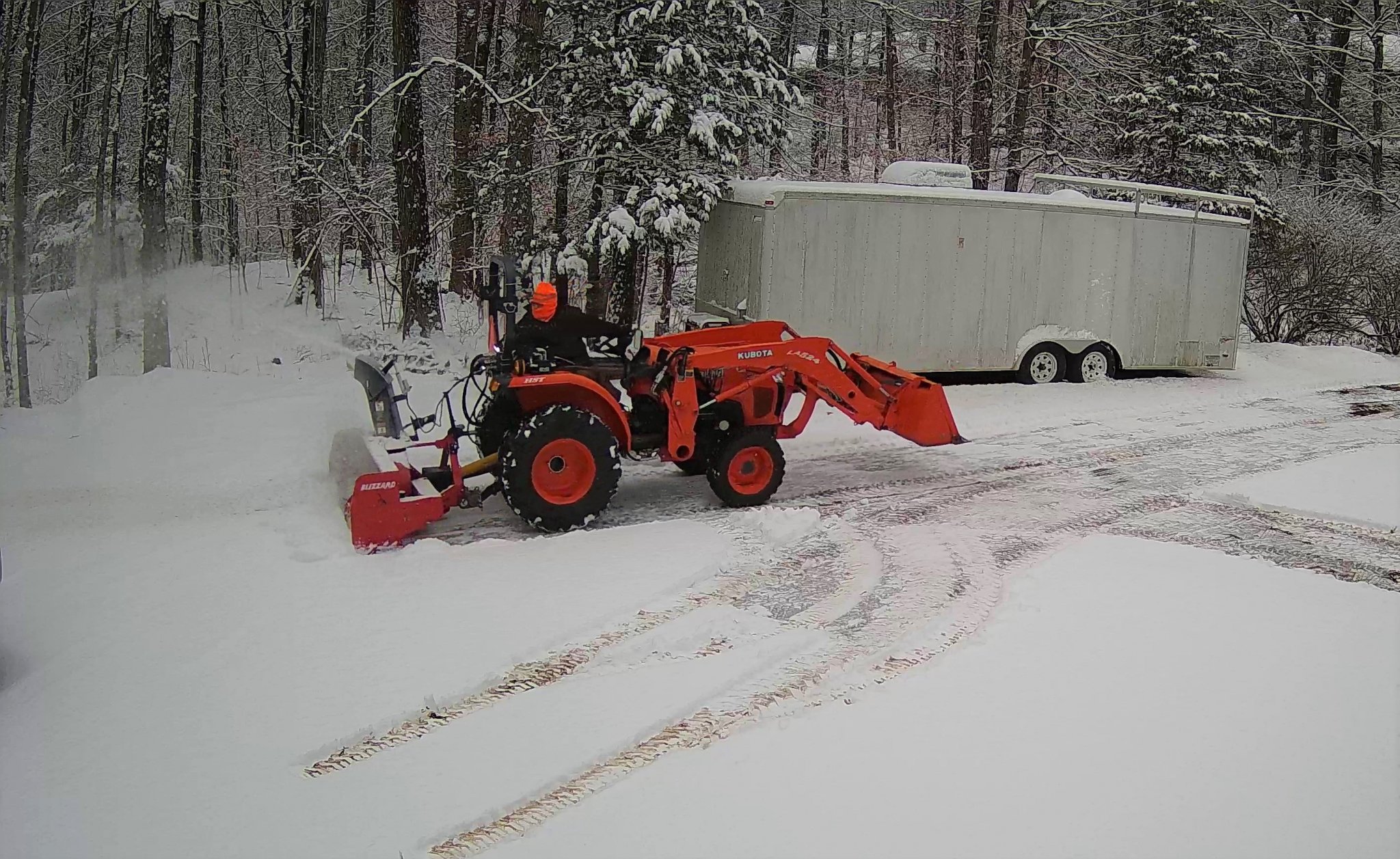 snowblowing_driveway.20220213_095014815_1.jpg