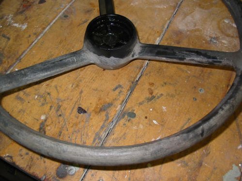 Chalky Kubota Steering Wheel A chalky and coarse steering wheel - commonly found on older B and L series Kubotas.