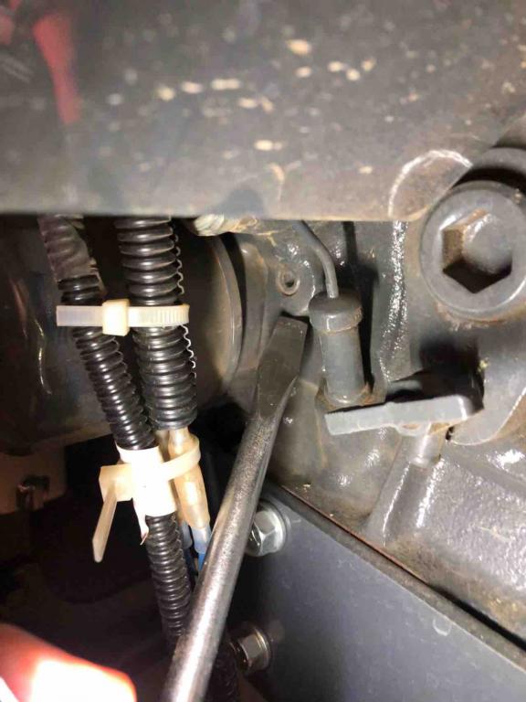 Kubota ZD1211 coolant drain plug - OrangeTractorTalks - Everything Kubota