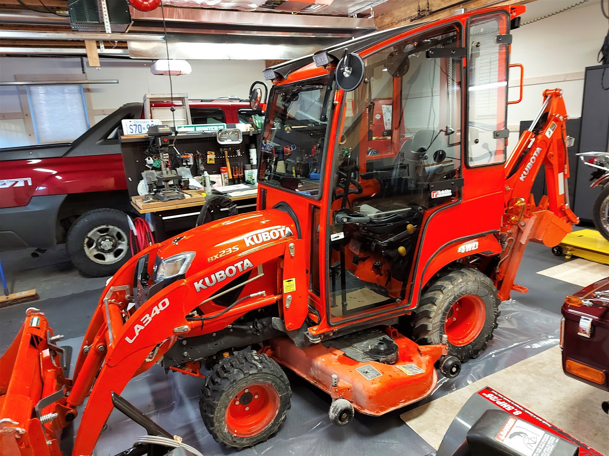 2017 Kubota 23s.jpg
