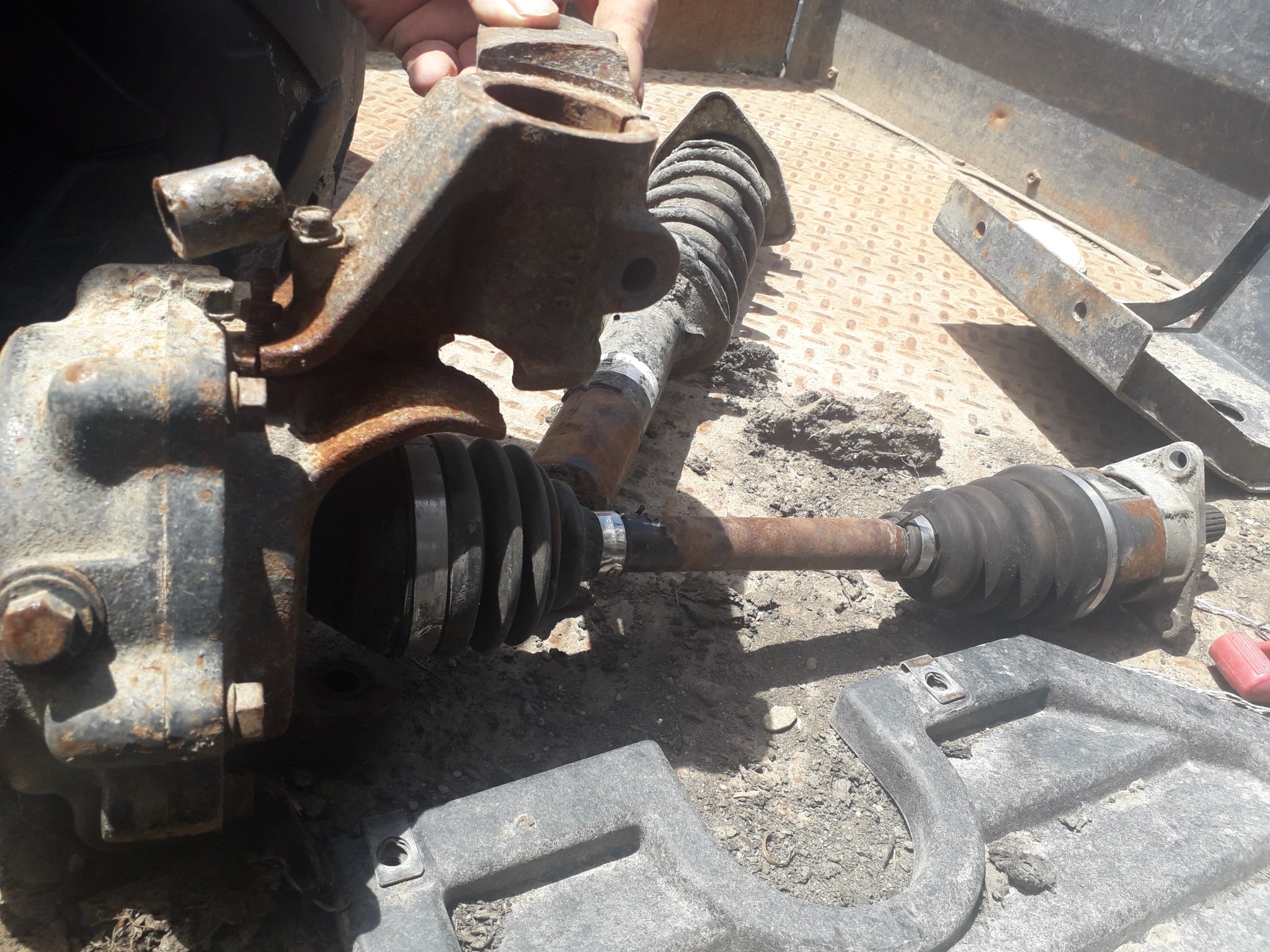 Kubota RTV900 knocking noise in front cv joint OrangeTractorTalks