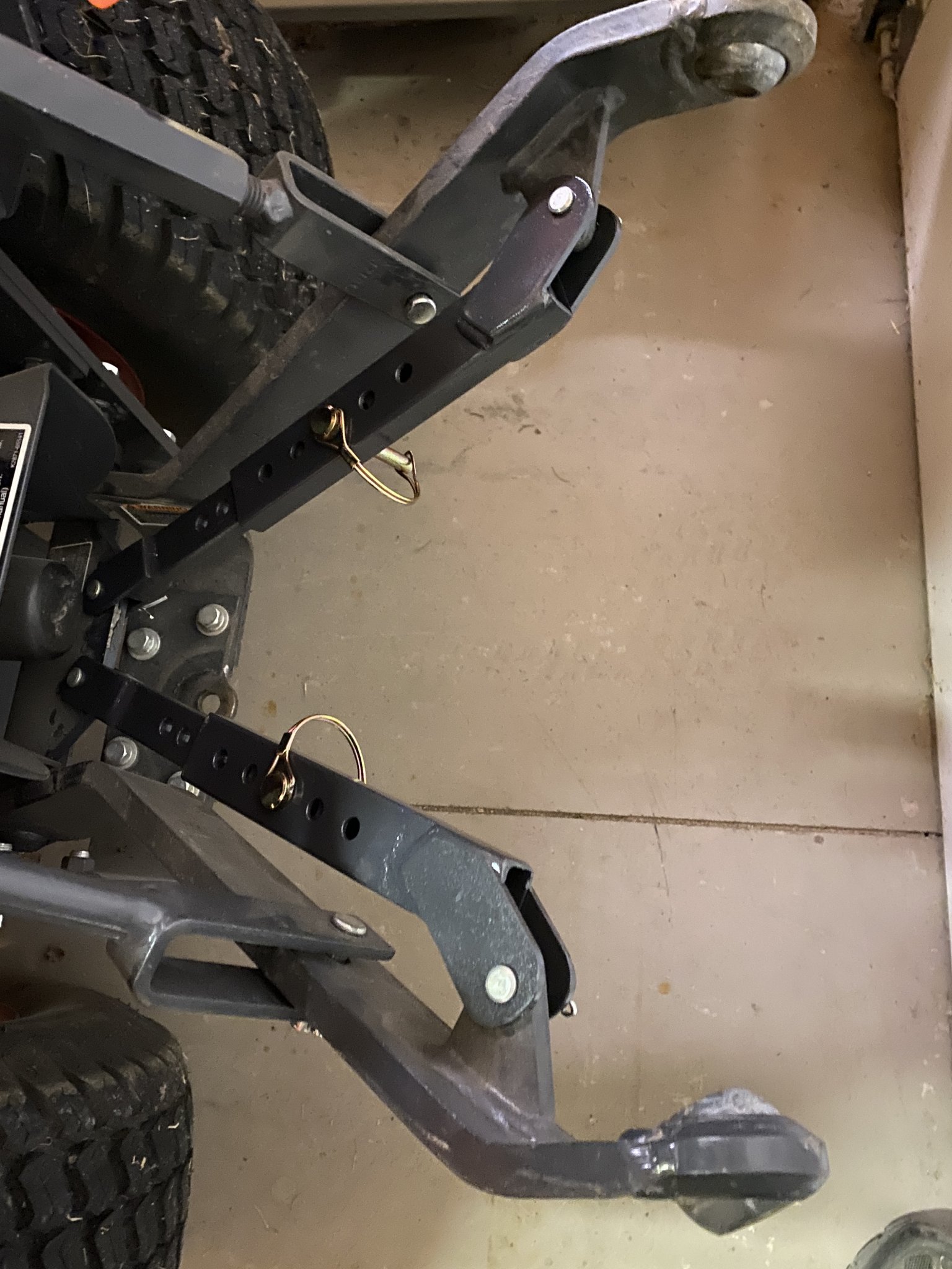 Lift arms telescoping 3 point LH Lift