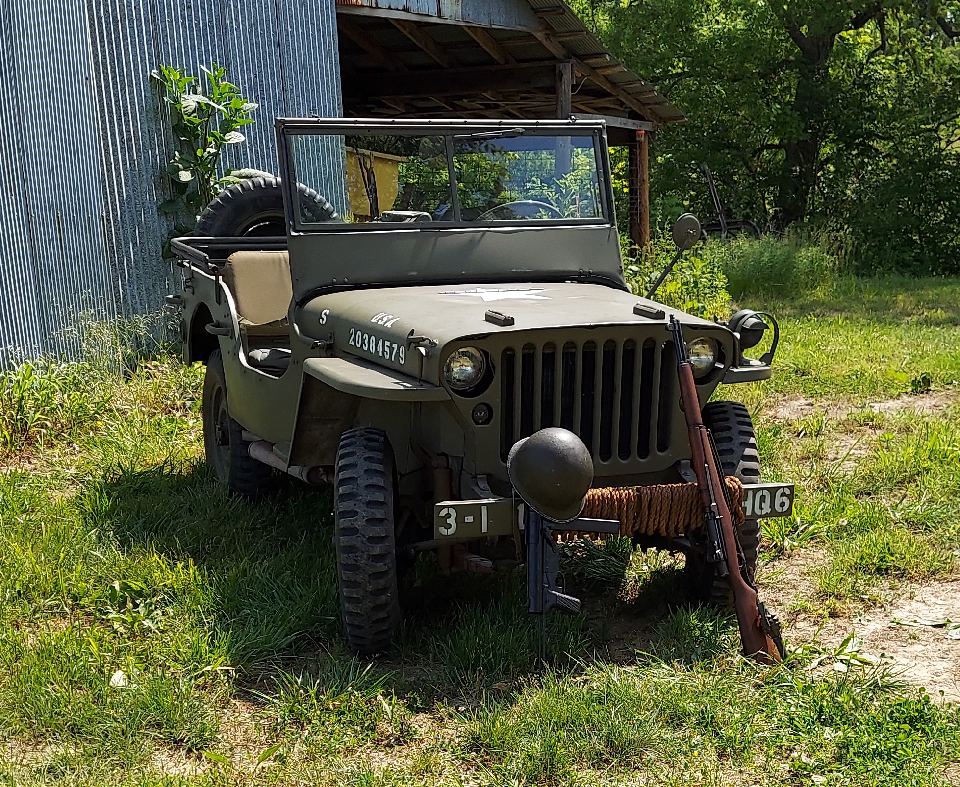 5-27 jeep.jpg
