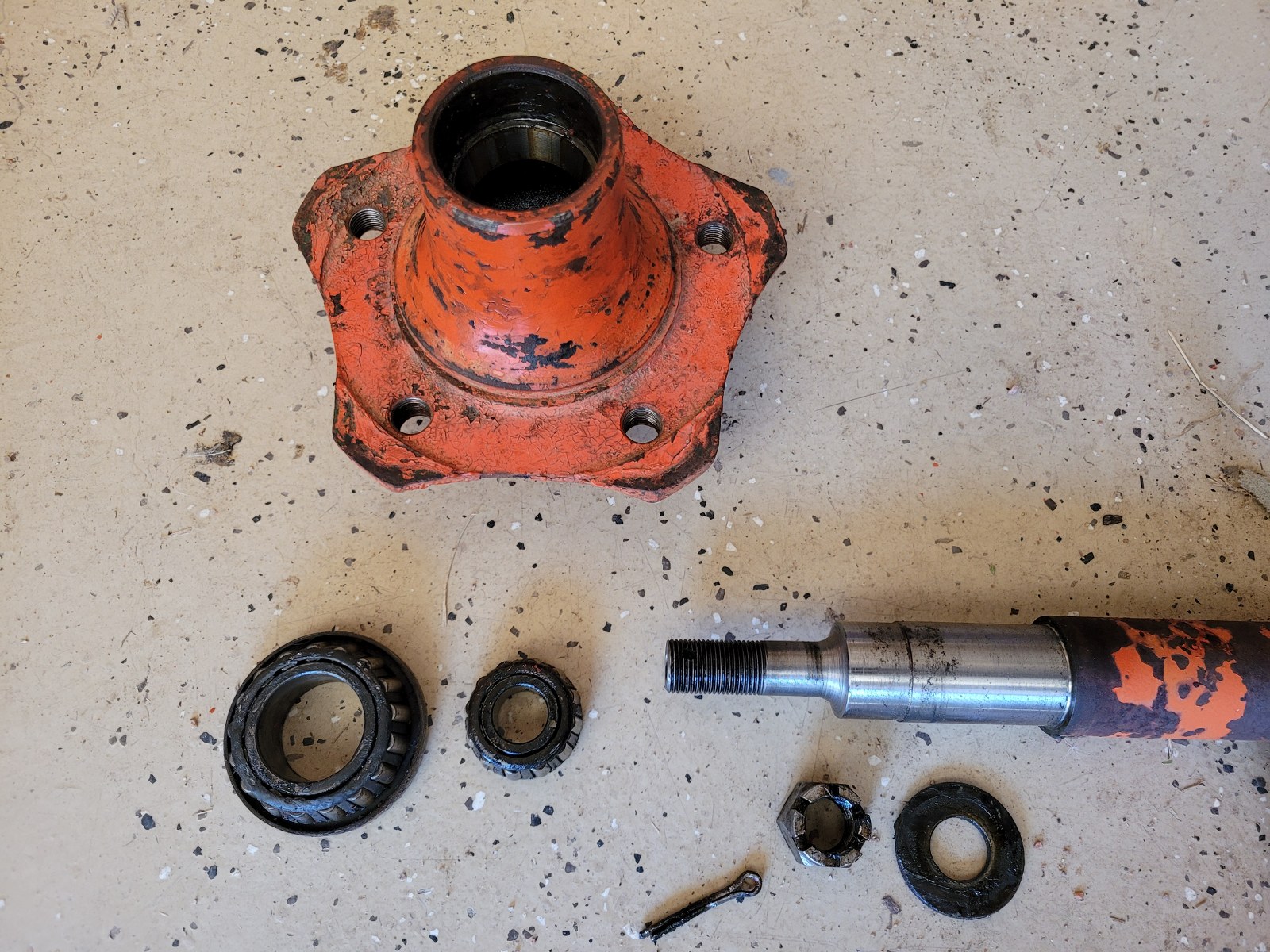 78 Wheel bearing inspection.jpg