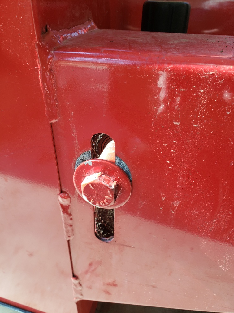 adjuster for idler gear.jpg
