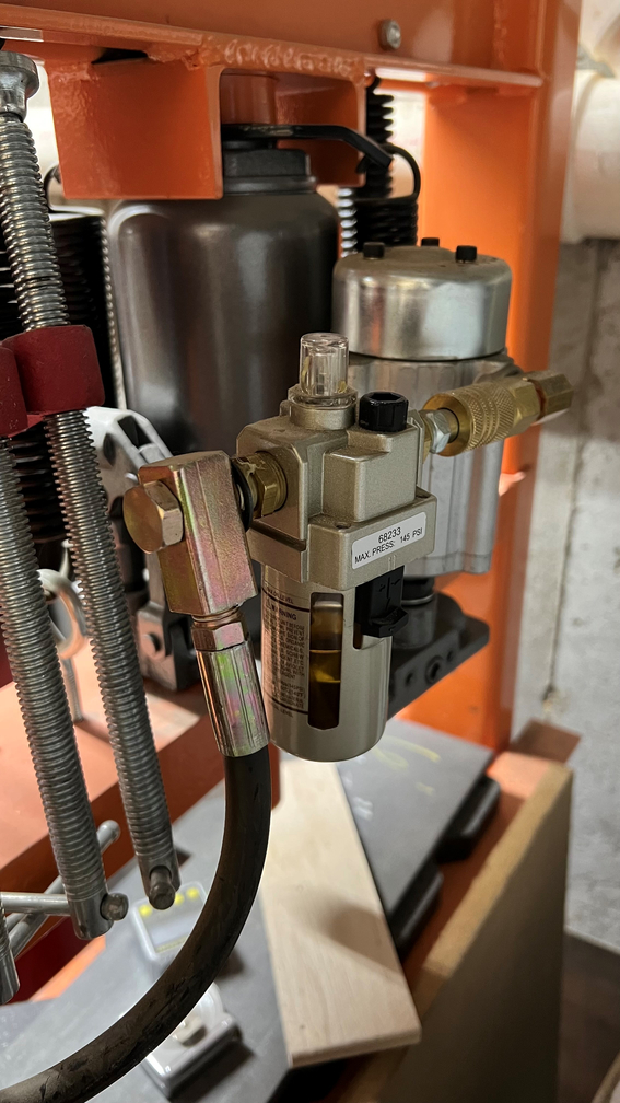 Air Jack.jpg
