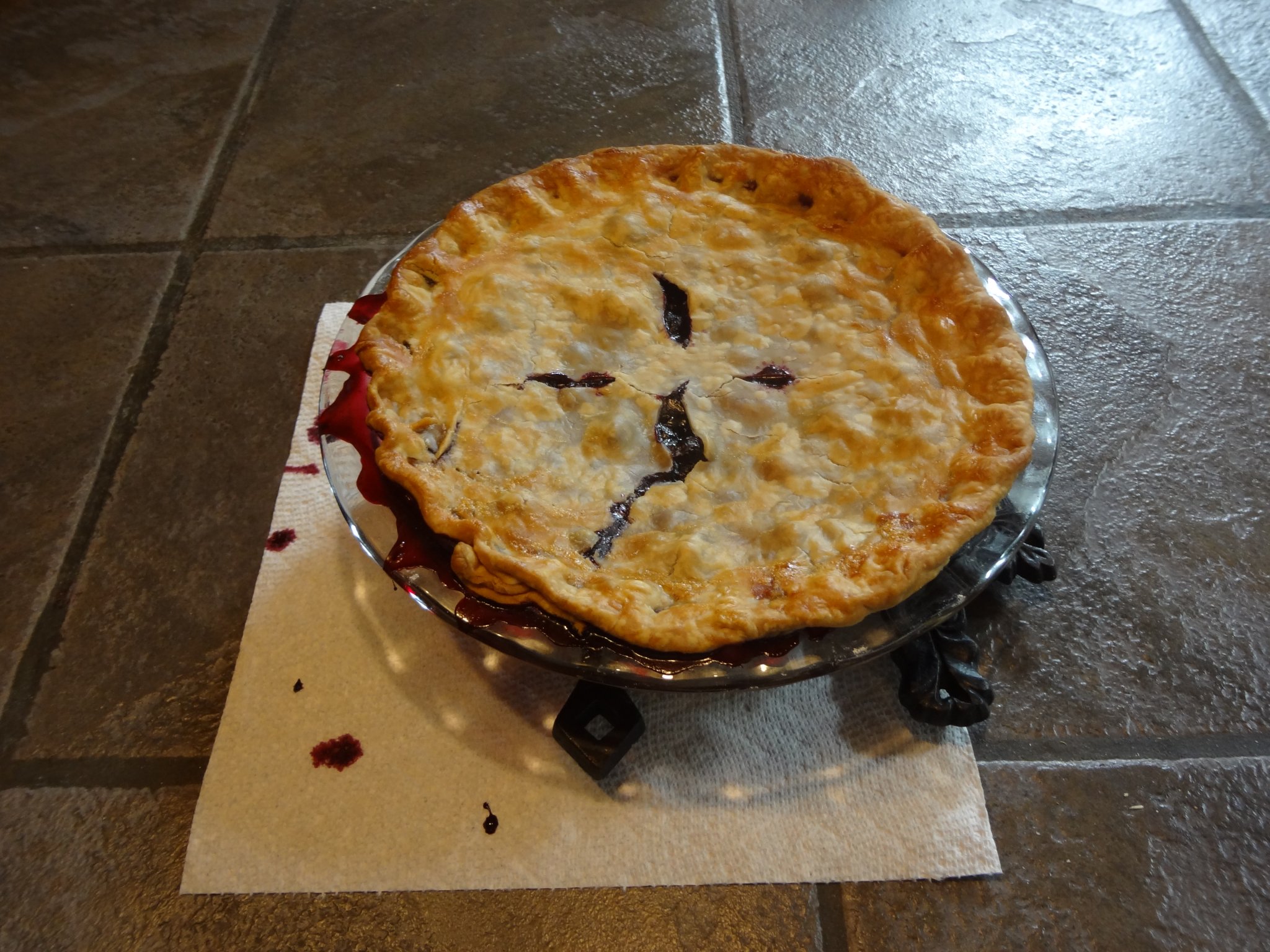 blueberry pie.JPG