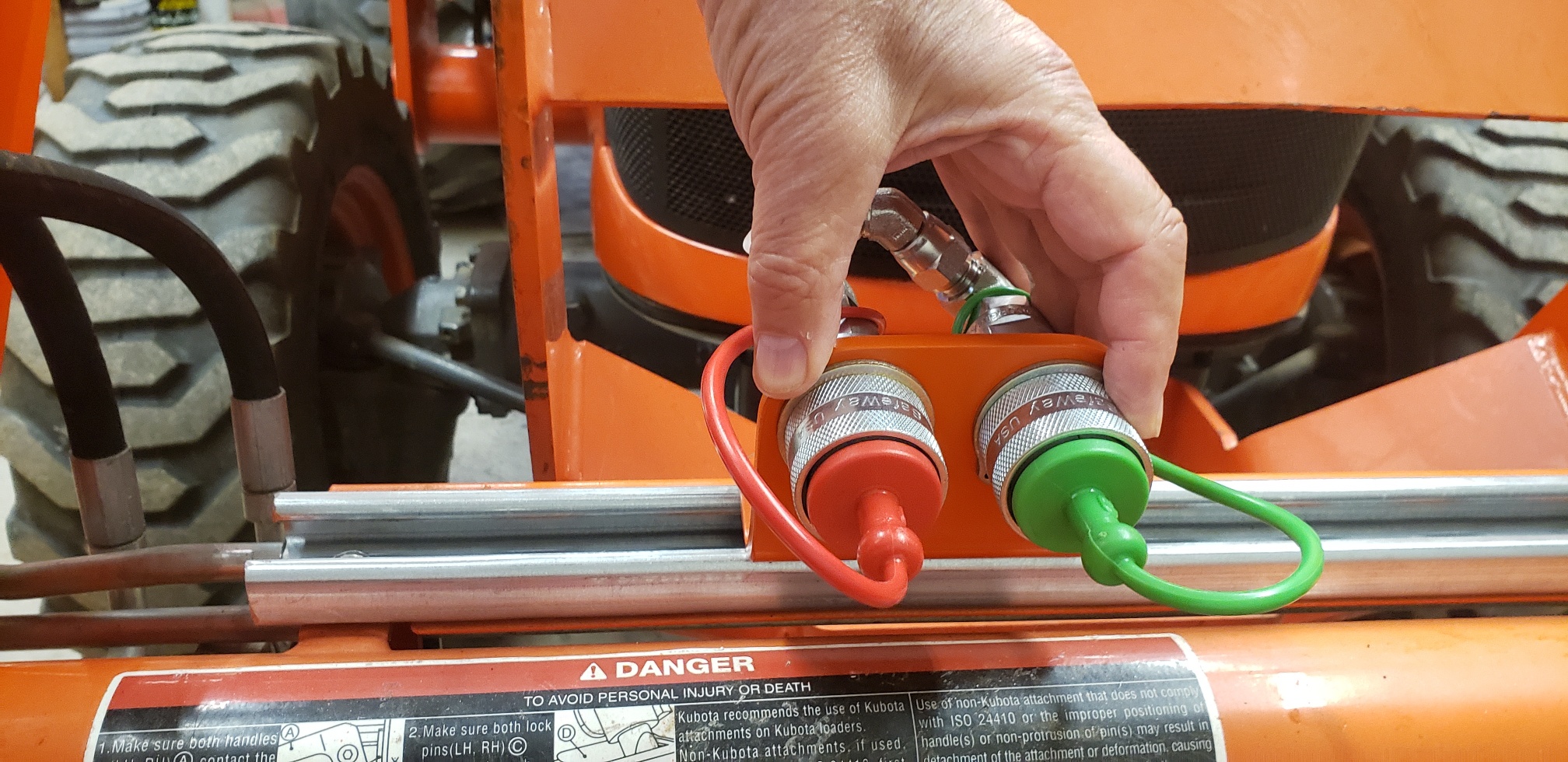coupler bracket test fit on strut.jpg