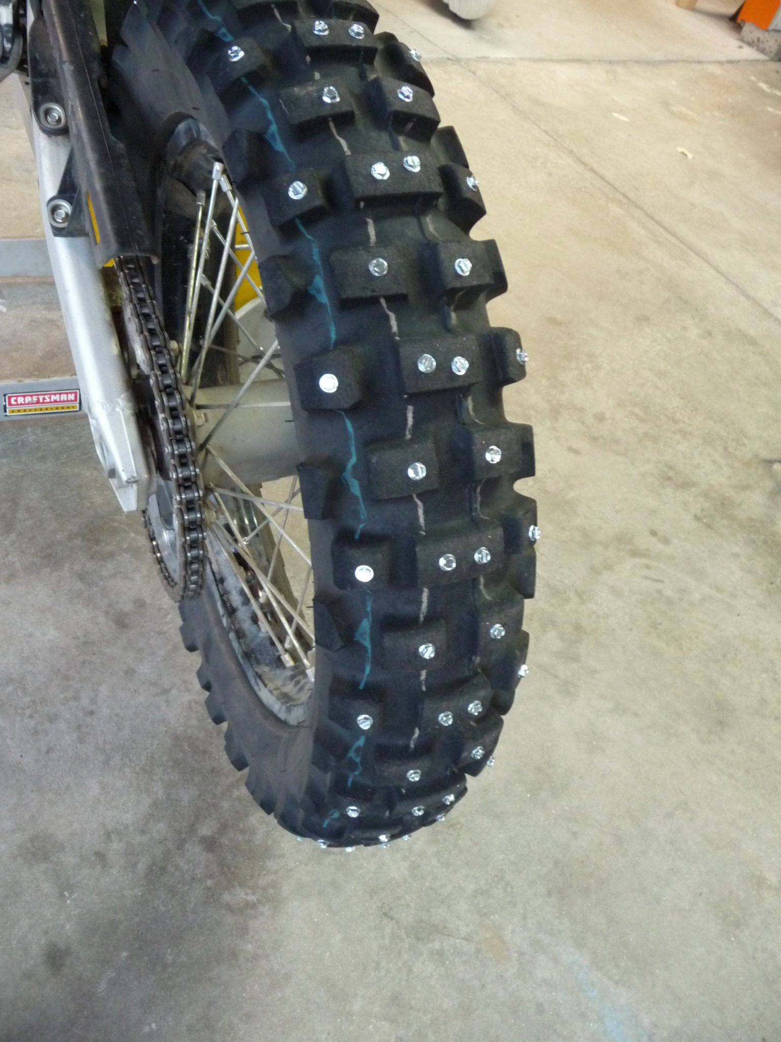 danbart_Bikes_Husky%20Te510_Snow%20Tires_P1030199.jpg