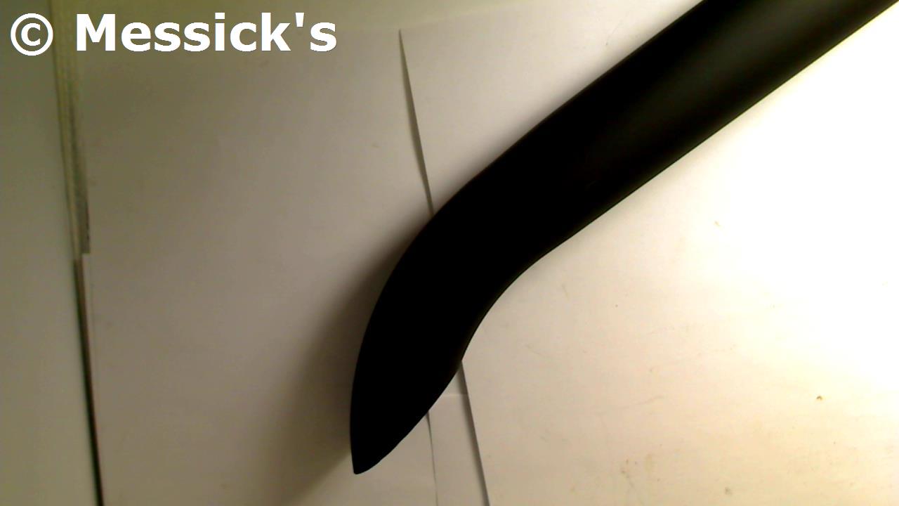 forum B2150 exhaust pipe.jpg