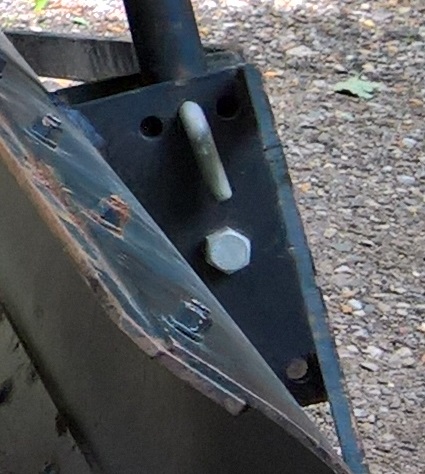 G5200_wRearBladeC.jpg