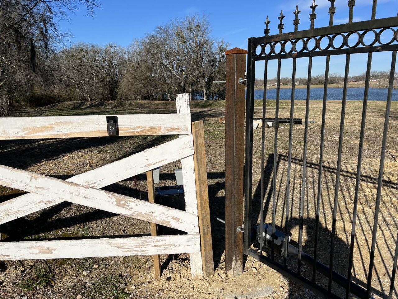 gate12.jpg