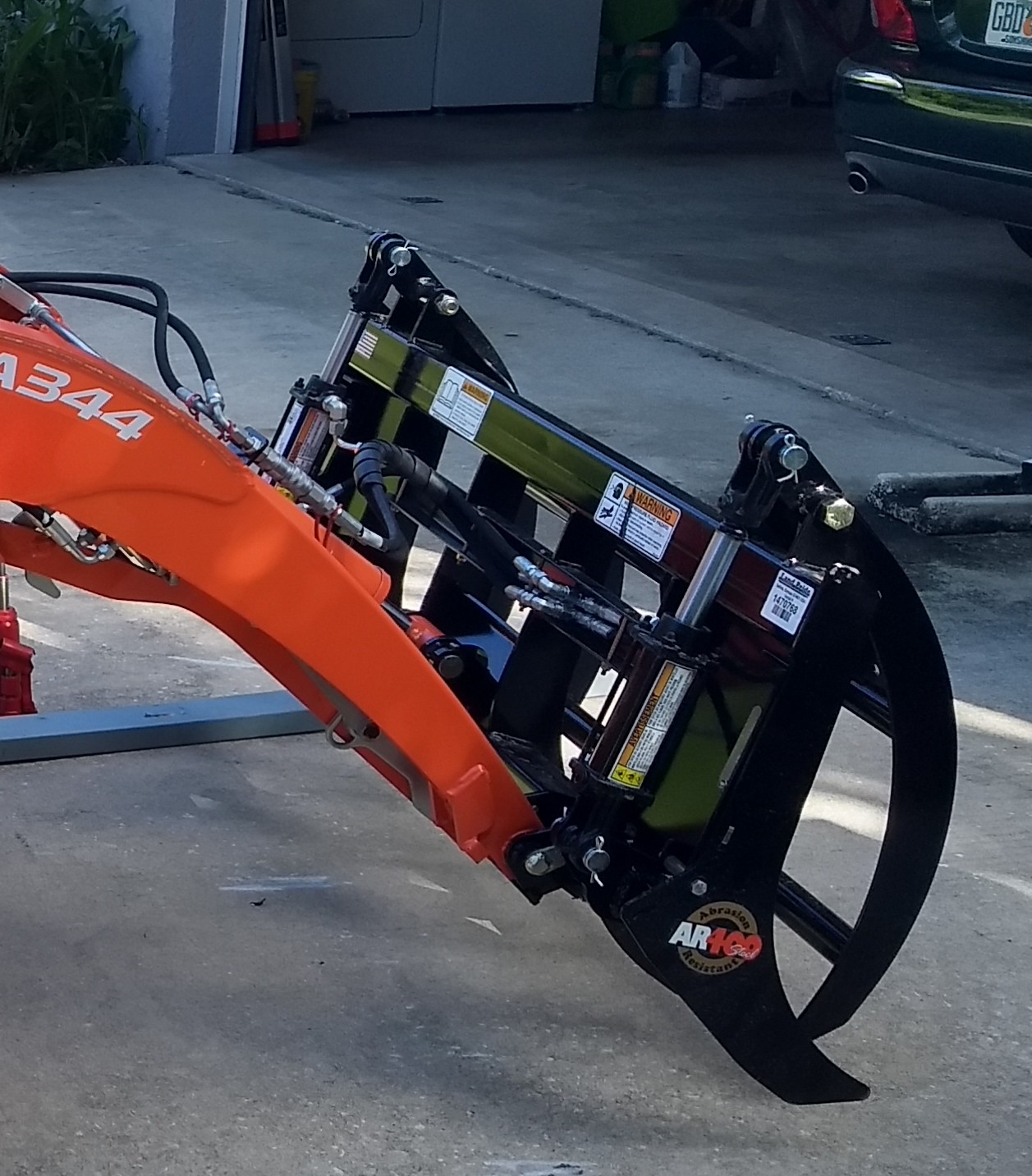 Grapple Hose Routing.jpg
