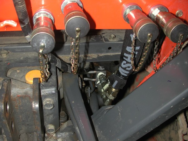 Hydraulic adapter block 2.jpg