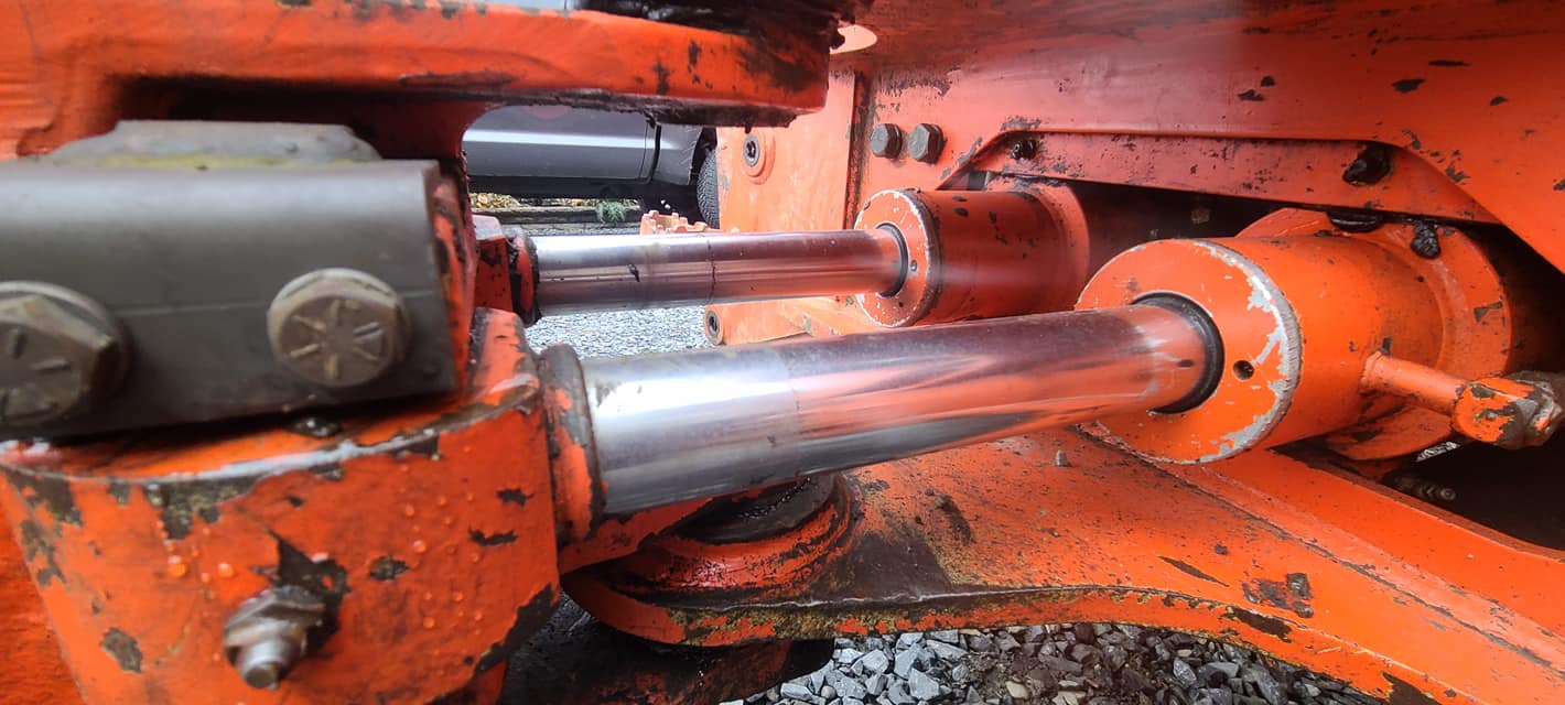 hydraulic1.jpg
