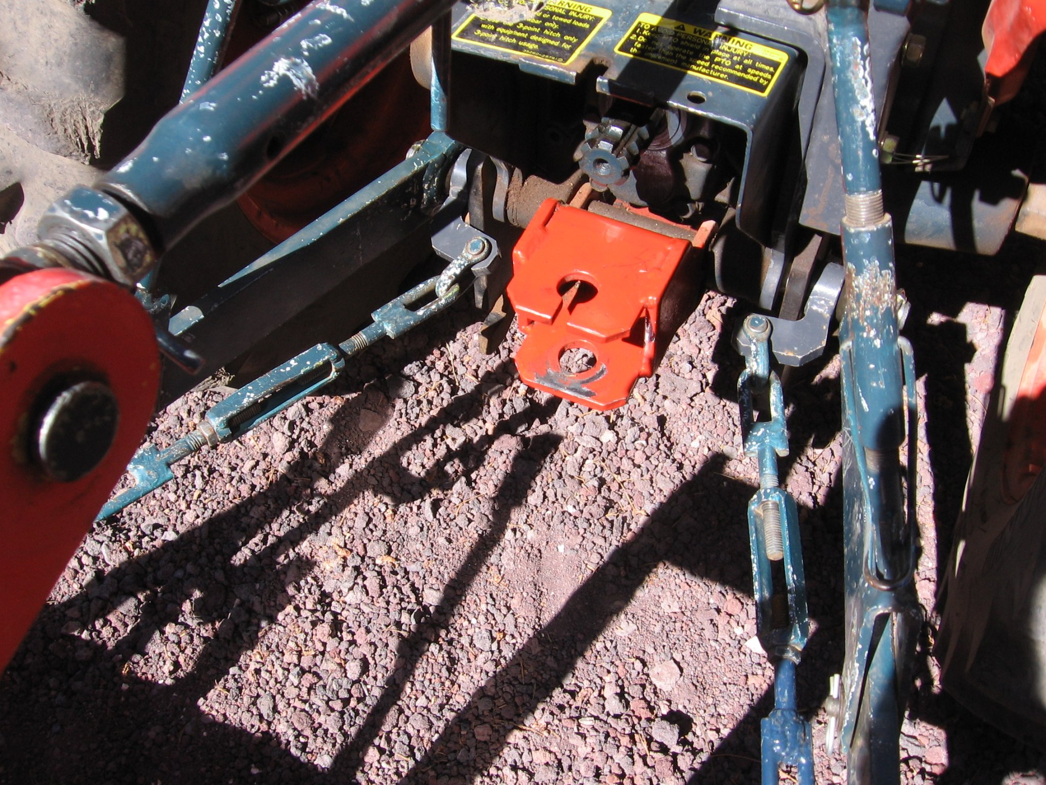 B7100 3 point hitch assembly | OrangeTractorTalks - Everything Kubota