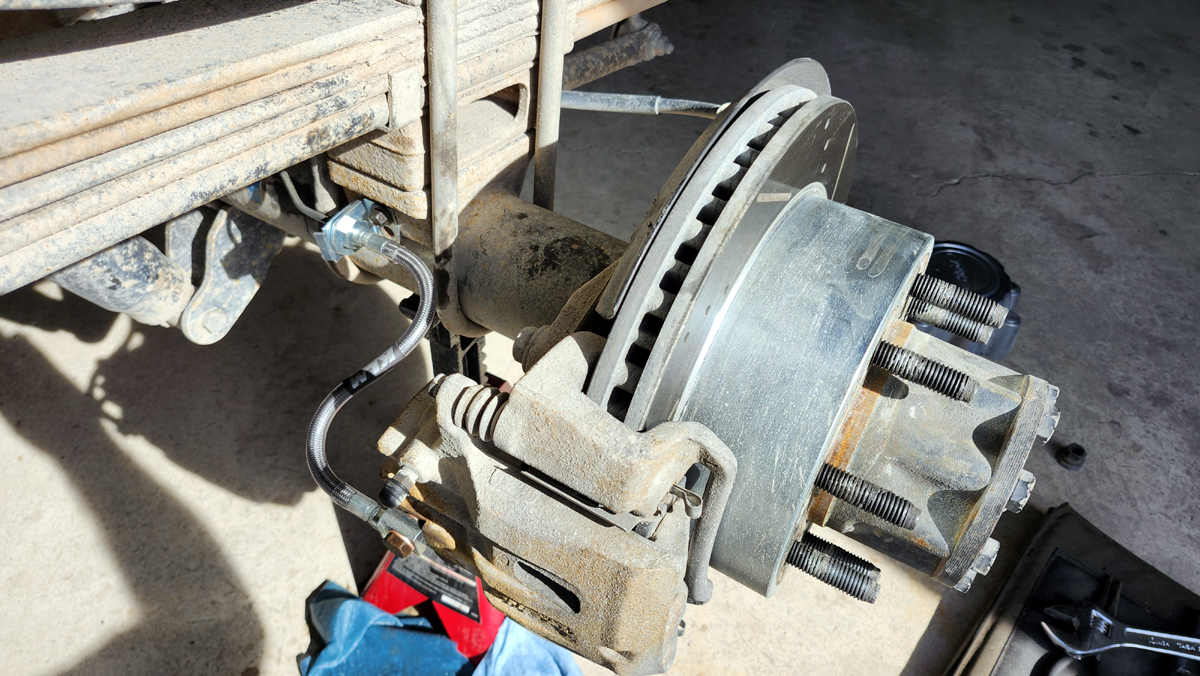 klm_brake_lines_2.jpg