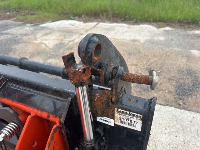 LandPride grapple 1.jpg