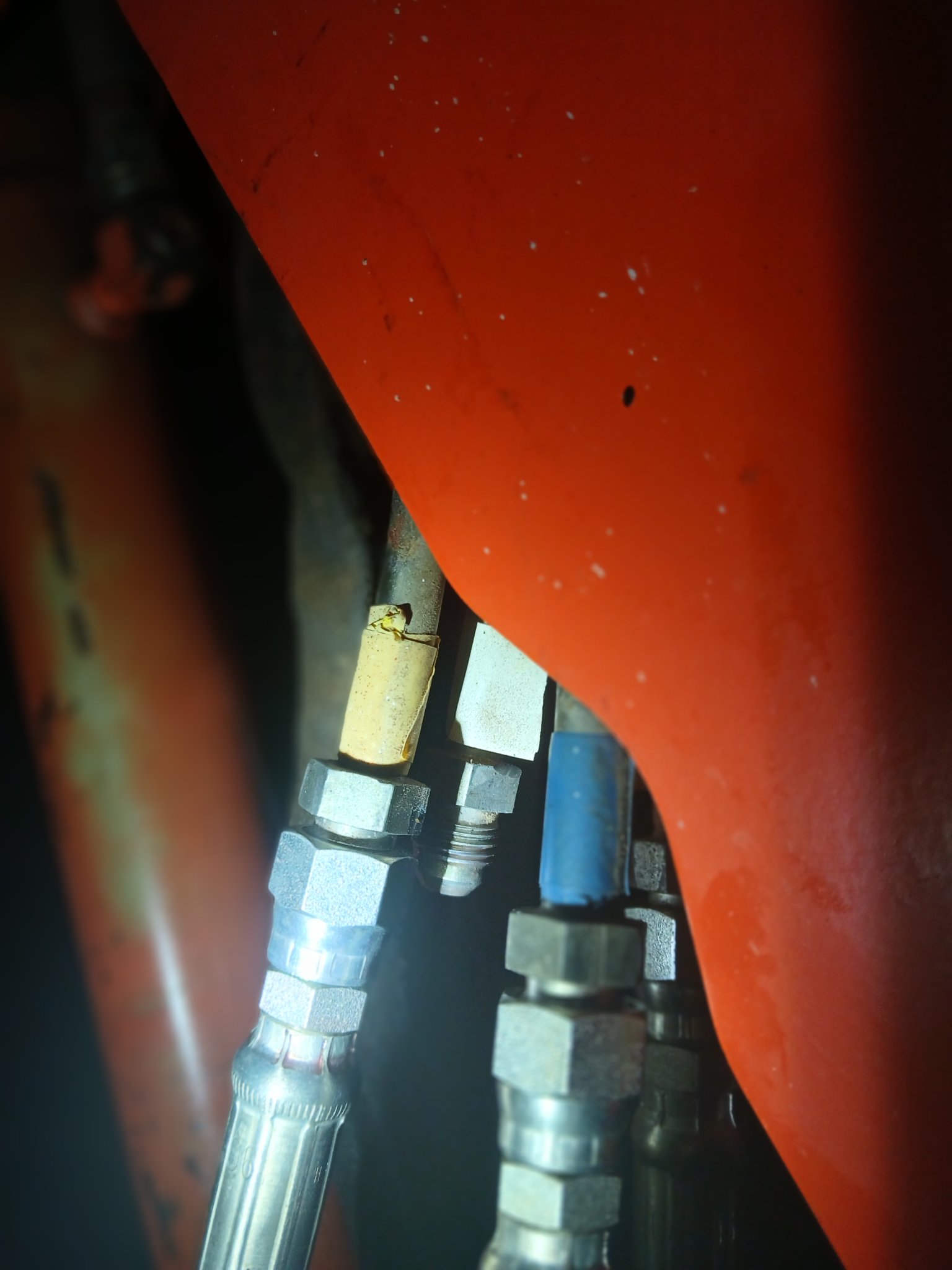 Loader hoses.jpg