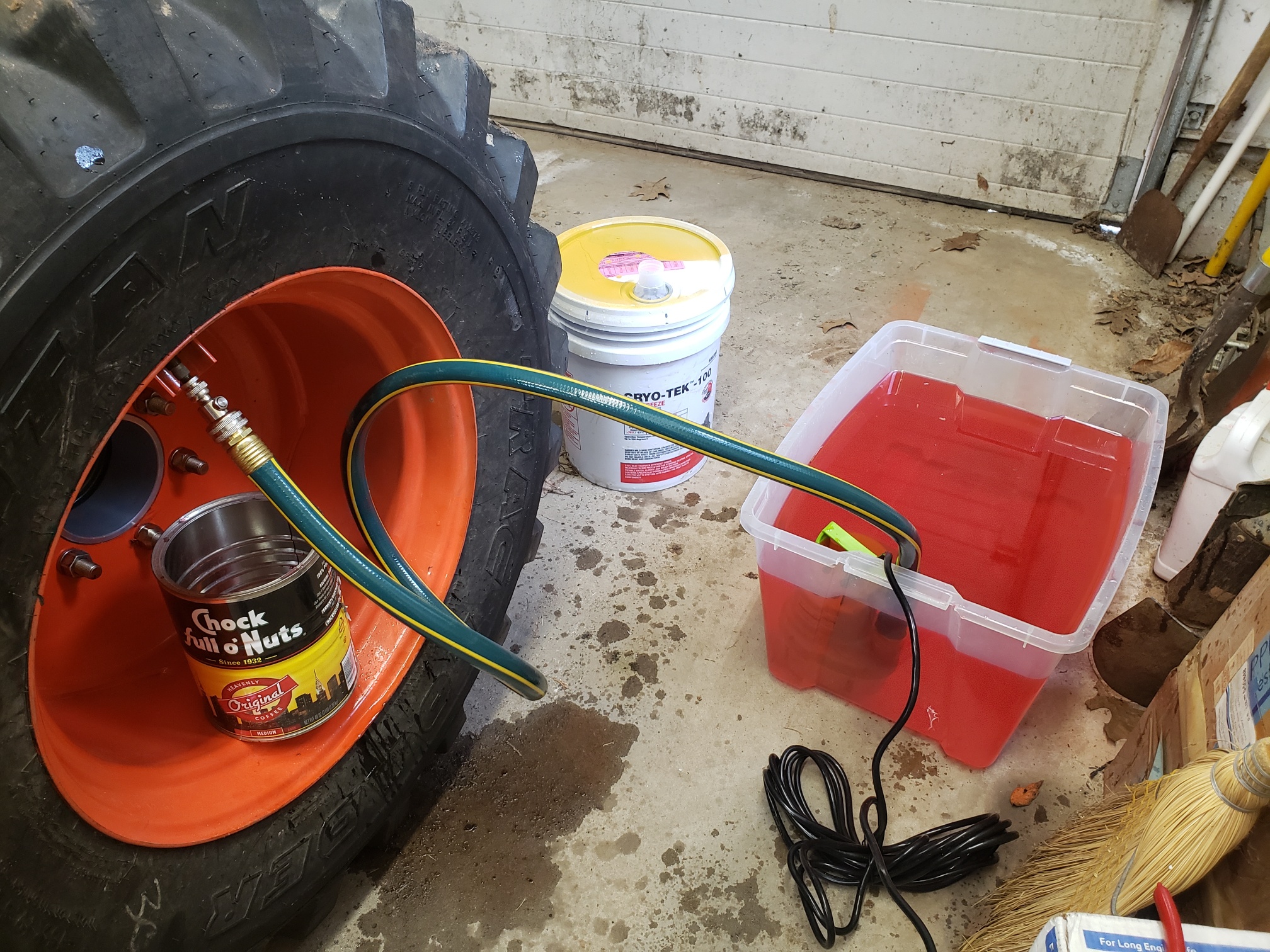 loading_tires_1.jpg