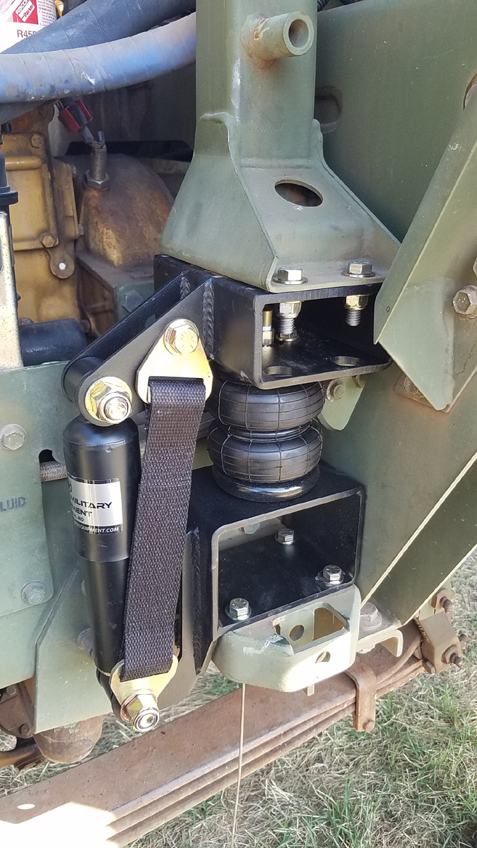 m1078_cab_bag_02.jpg