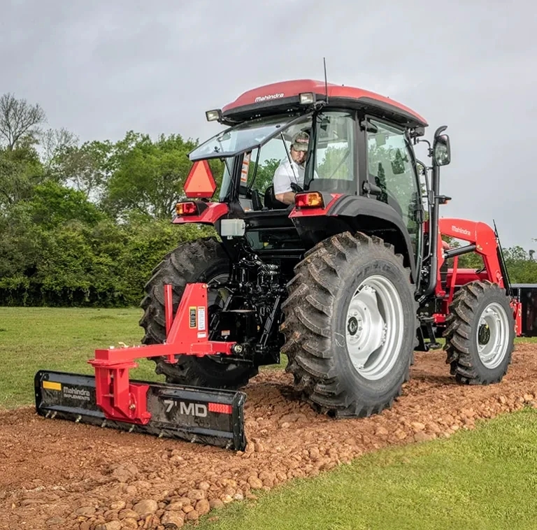 Mahindra_Series_Gallery_6075_Blade2_770x760-min-768x758~2.jpg