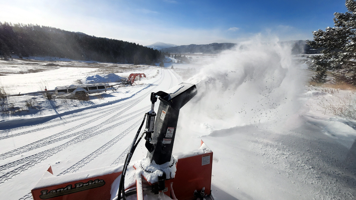 mx6000_blowing_011224.jpg