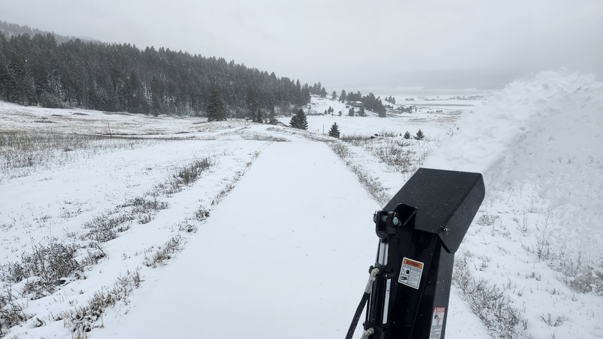 mx6000_snow_blowing_02-04-24.jpg