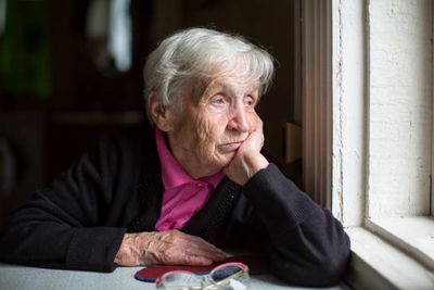 OLD WOMAN WAITING.jpg