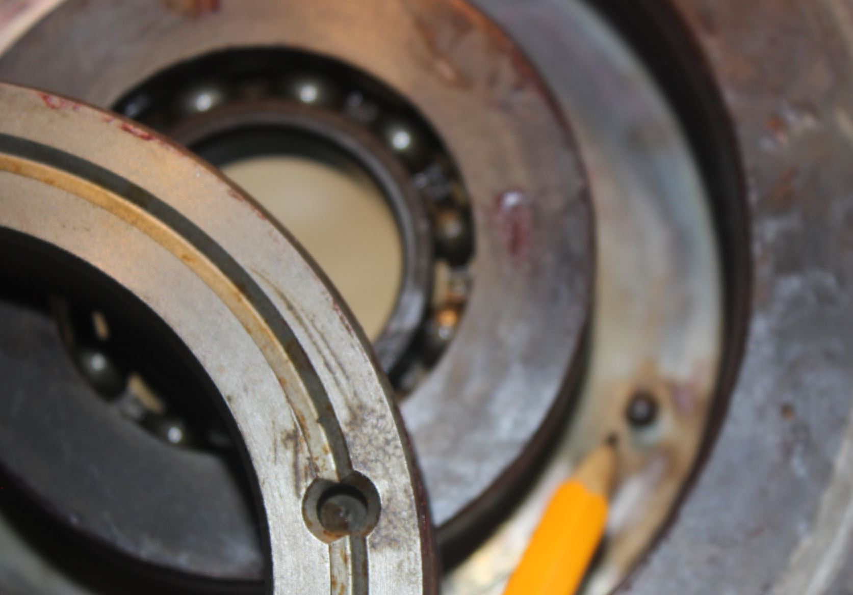 Piston and case alignment.JPG
