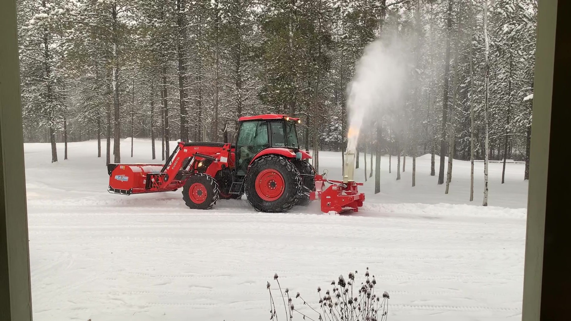 snowblowing vid1.jpg