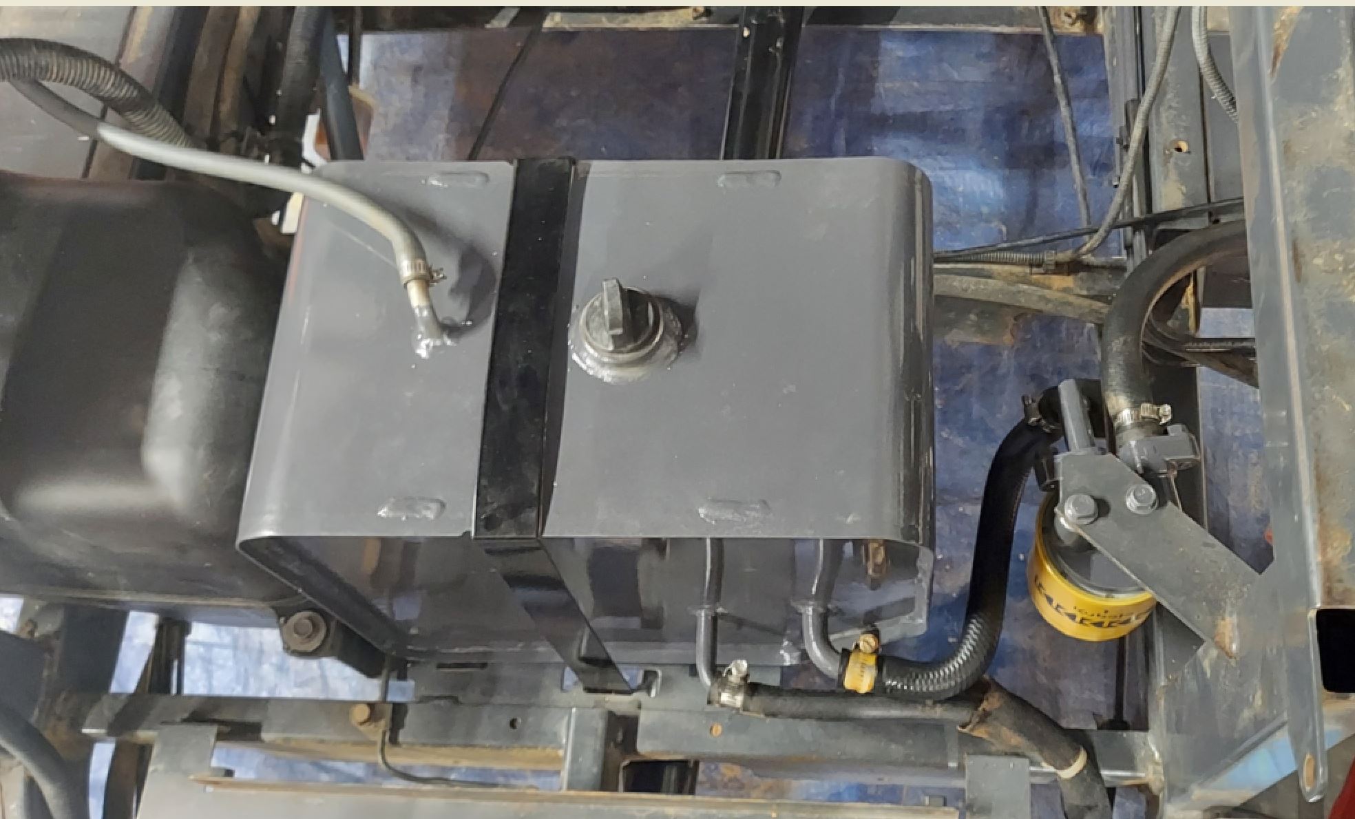 tank and filter.JPG