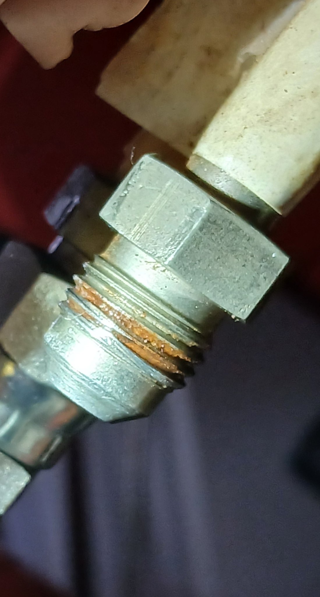 thread issue.jpg