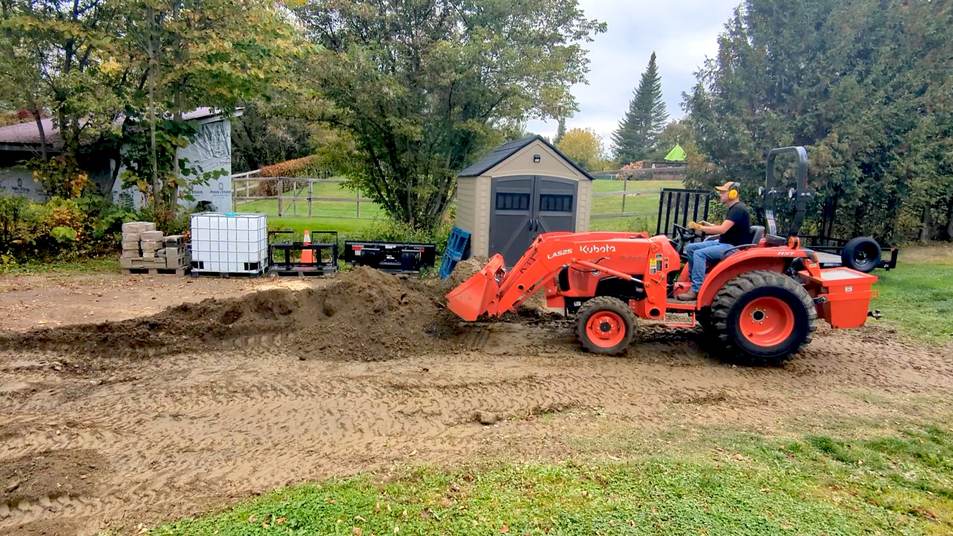 tractorworkl2501.jpg