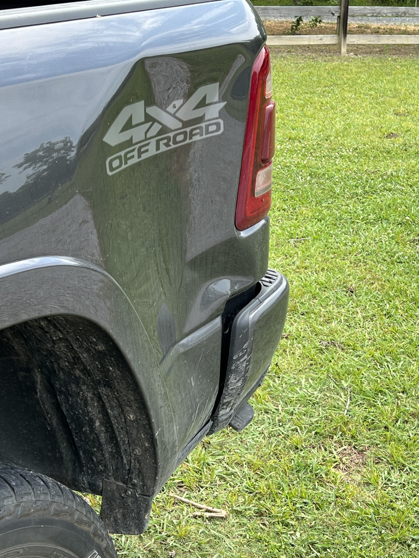 truckdent.jpg