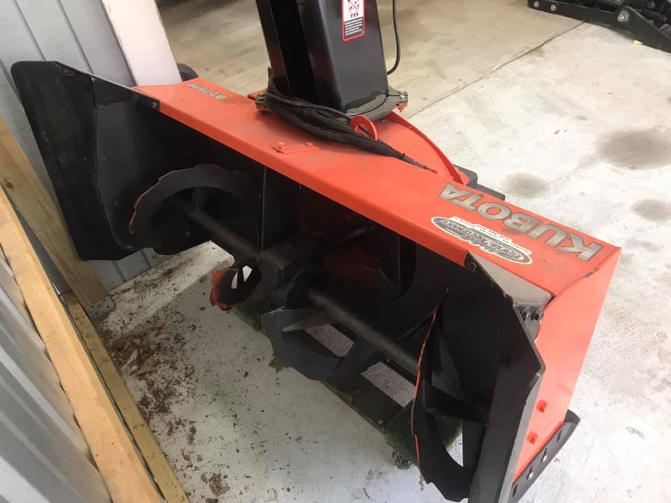 Unknown snowblower.jpg