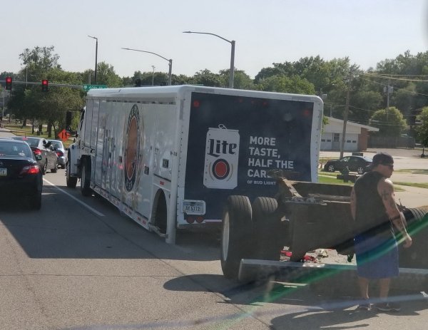 unlocked axle.jpg