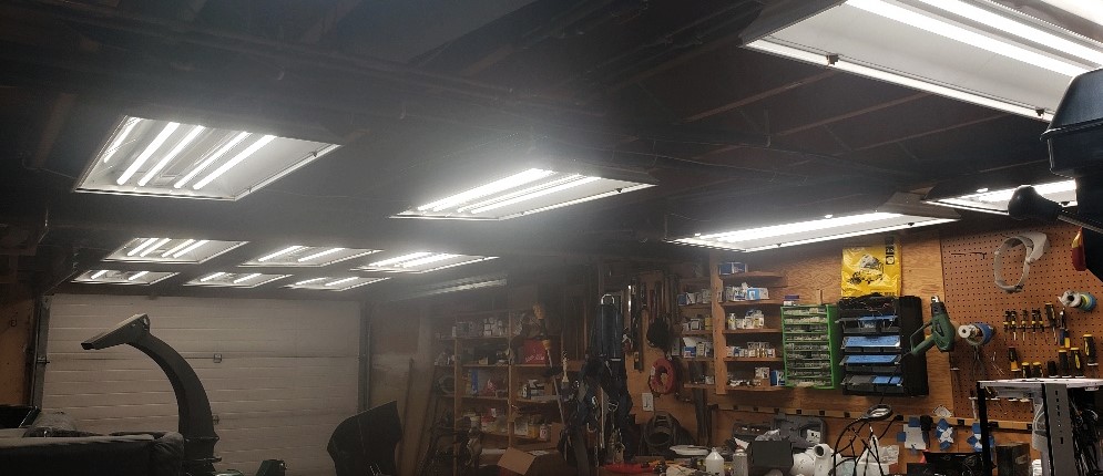 workshop_lights_20211017_112237_resized.jpg
