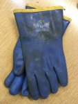 Insulated PVC Gloves.JPG