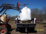 unloading grain 007.jpg