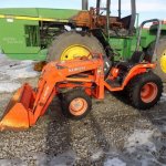 used-kubota-b7510-tractor-salvage-eq-31284_4u6hxzcqc7r2_1.jpg