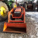 used-kubota-b7510-tractor-salvage-eq-31284_4u6hxzcx4aug_1.jpg
