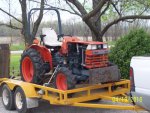 L2050 unloading 002.jpg