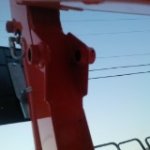 Kubota Thumb Bracket 4.jpg