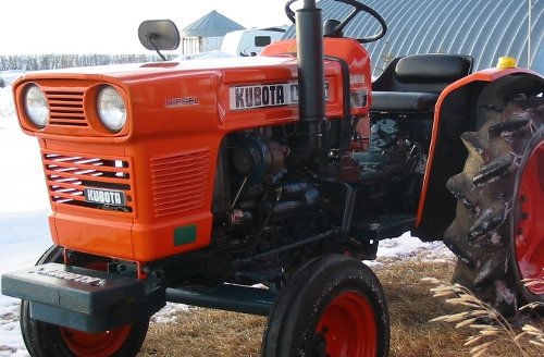 A restored Kubota gray market L1500.