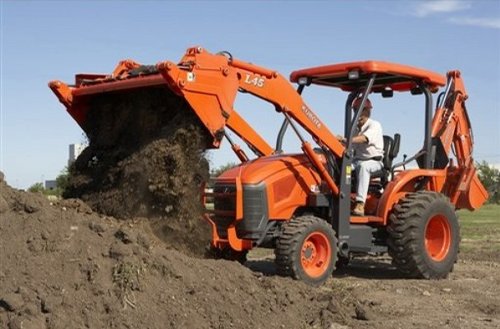 Kubota's new L45 replaces the outgoing L48 which was discontinued last year.